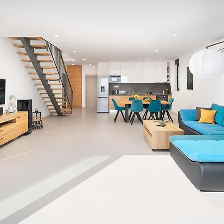 Maxima With Heated Pool - Veliko Brdo ماكارسكا