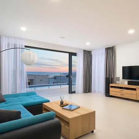 Maxima With Heated Pool - Veliko Brdo فيلة